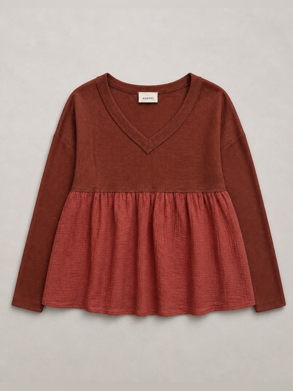 ANDREE BY UNIT Rust Two-Tone Peplum V-Neck Top